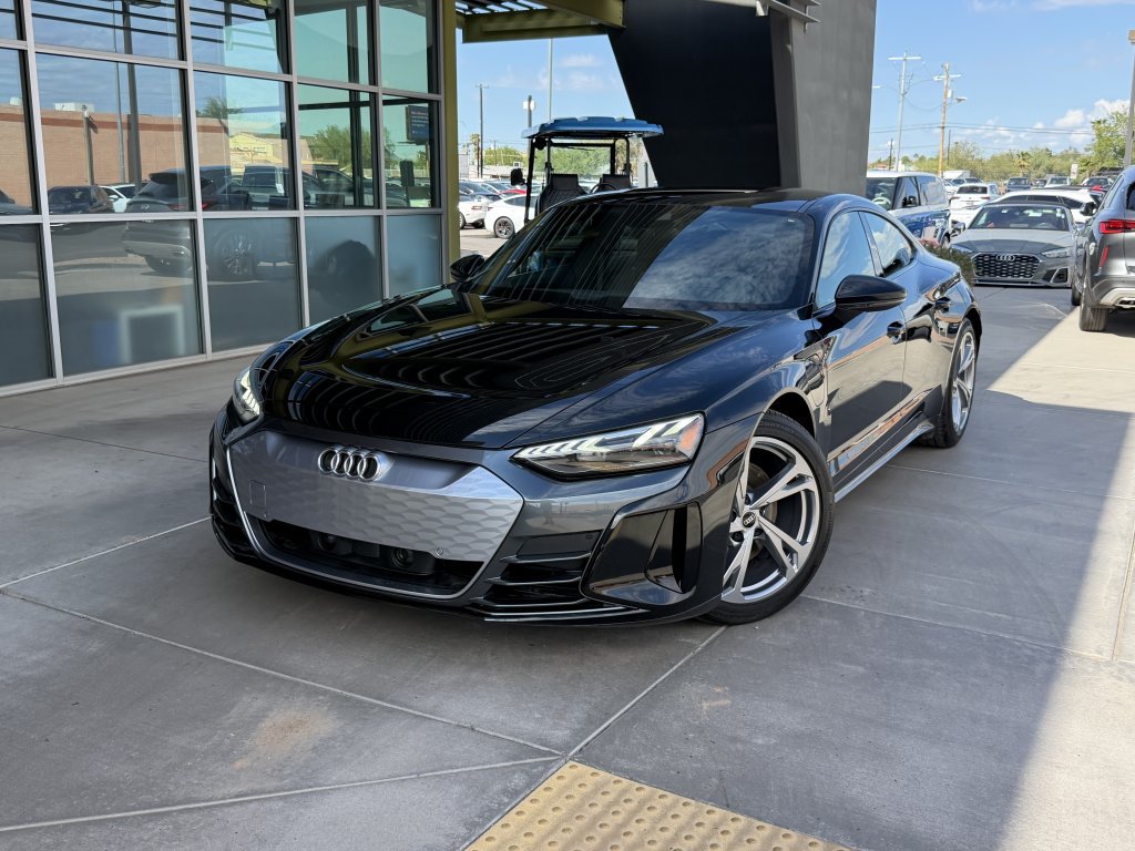 Used 2022 Audi e-tron GT Premium Plus AWD/4WD image 2