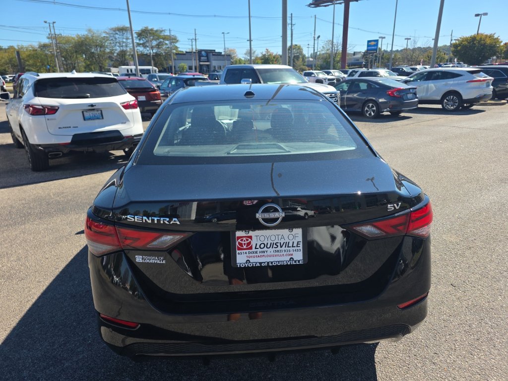 Used 2024 Nissan Sentra SV FWD image 5