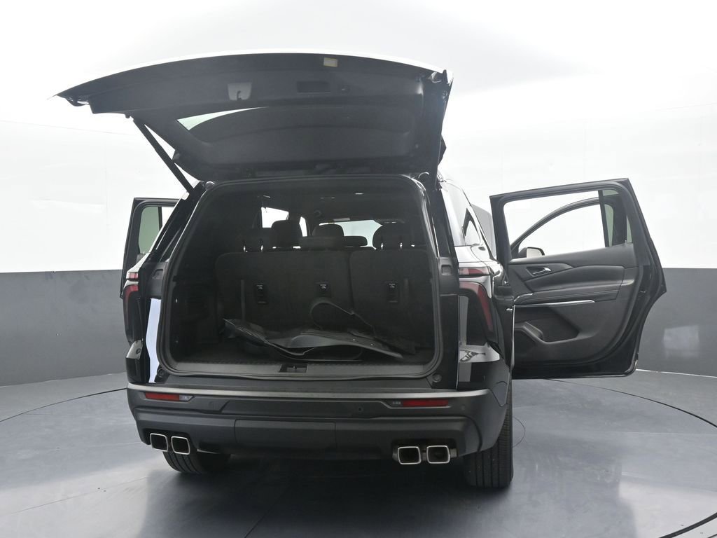 Used 2024 Chevrolet Traverse LS image 80