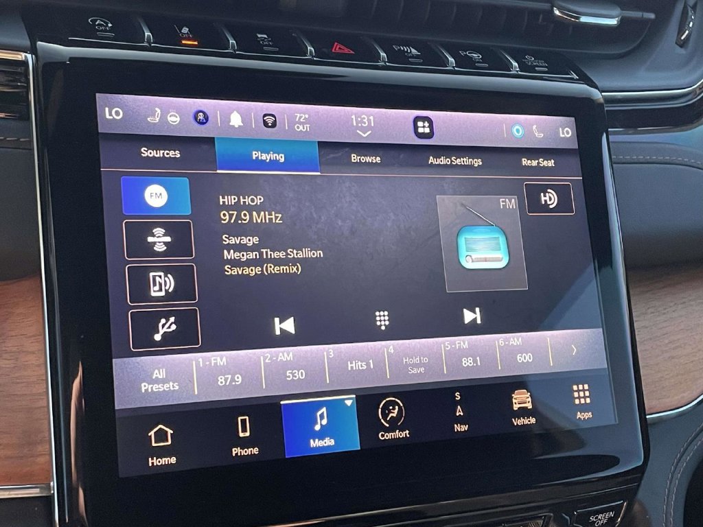 Certified 2023 Jeep Grand Cherokee L Summit AWD/4WD image 39