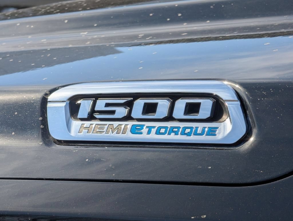 Used 2024 RAM 1500 Laramie AWD/4WD image 20