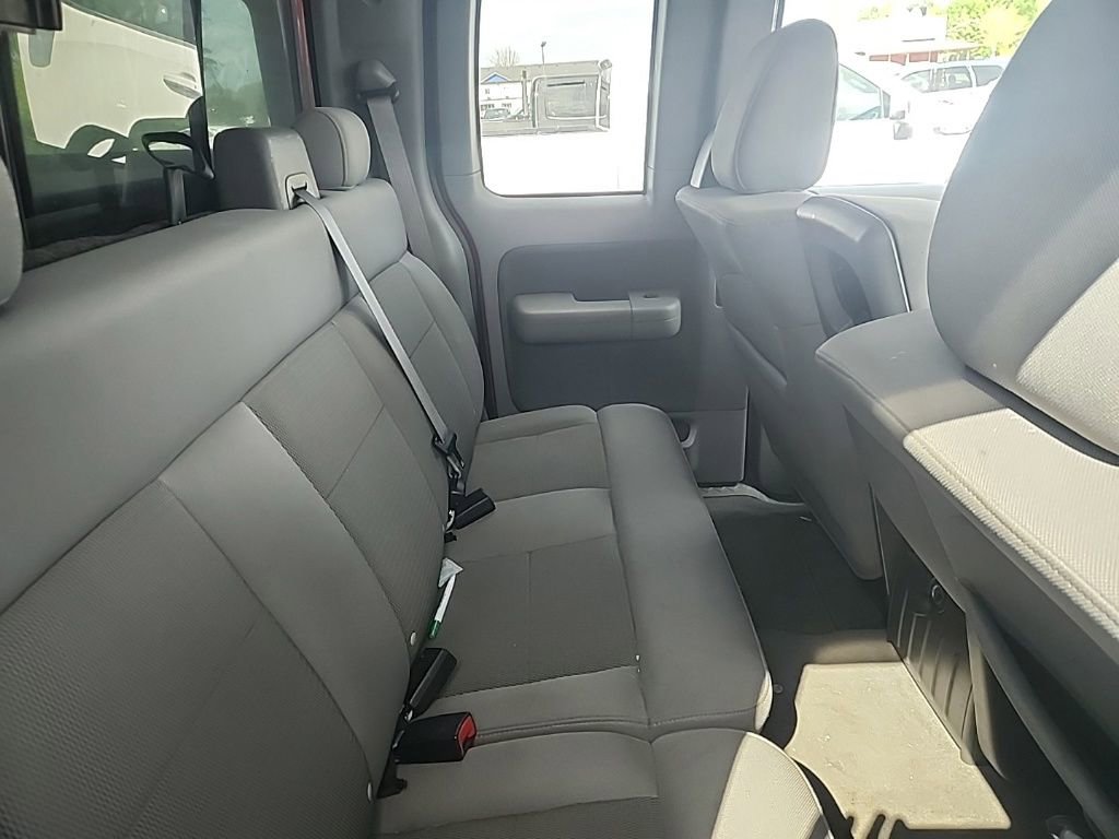 Used 2004 Ford F150 XLT AWD/4WD image 15