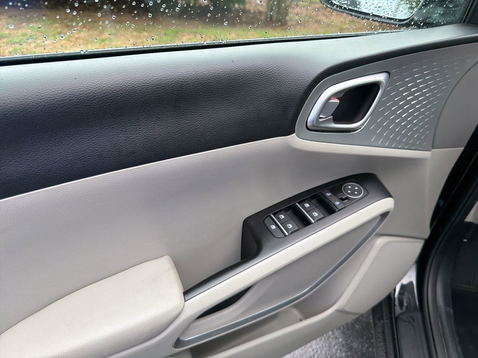 Used 2025 Kia Soul LX w/ LX Technology Package image 21