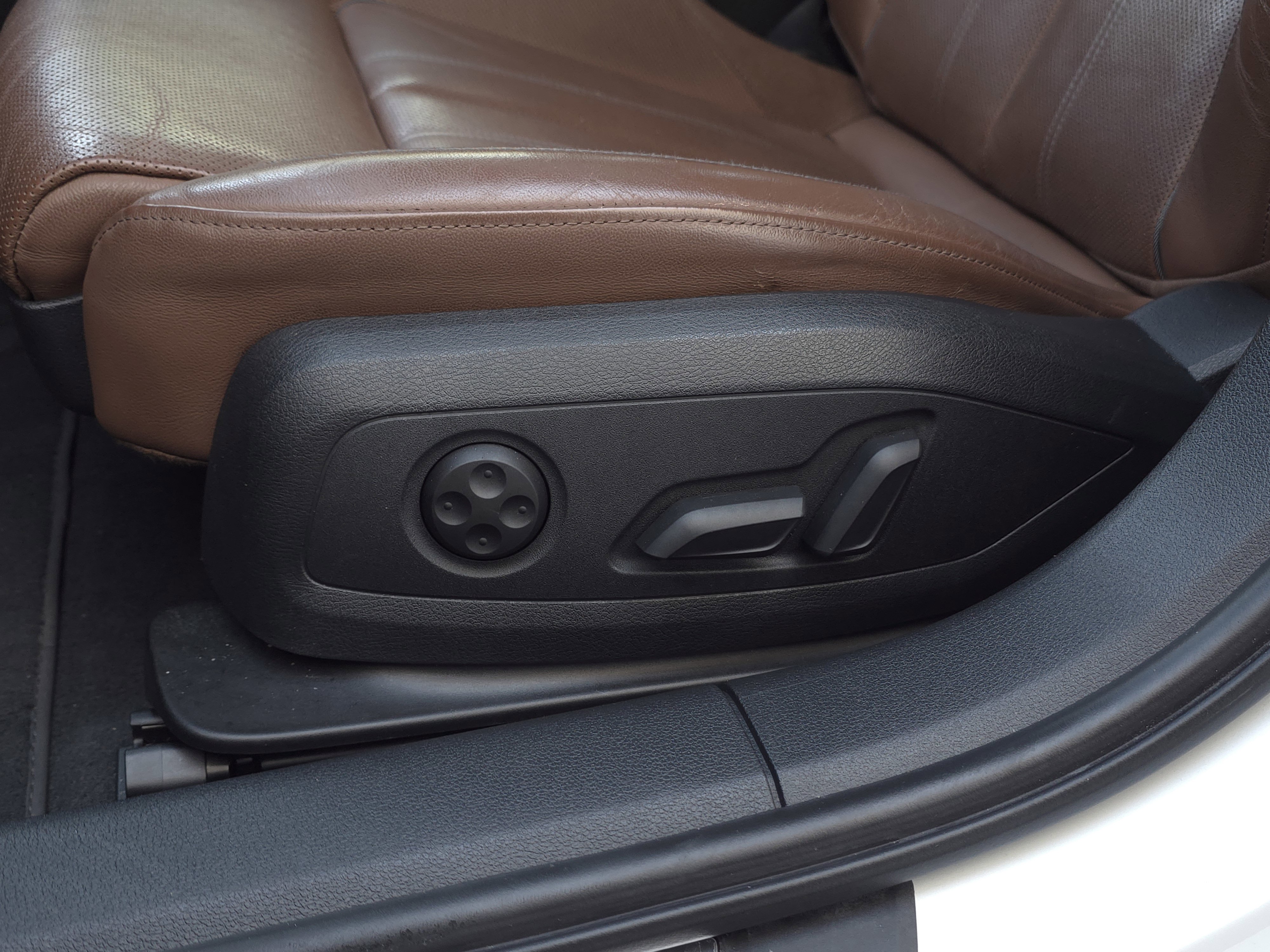 Used 2021 Audi A4 2.0T Premium Plus w/ Premium Plus Package image 11