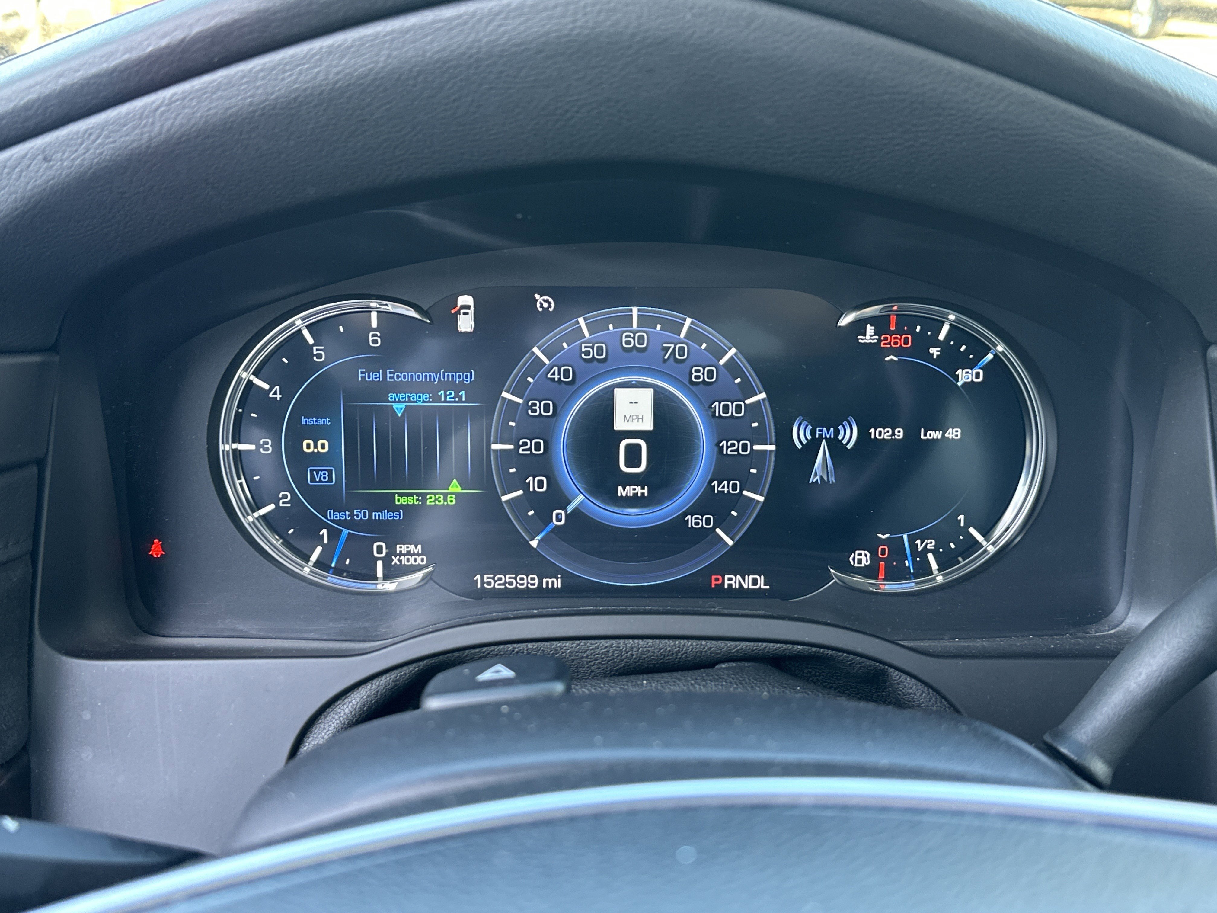 Used 2017 Cadillac Escalade Luxury image 29