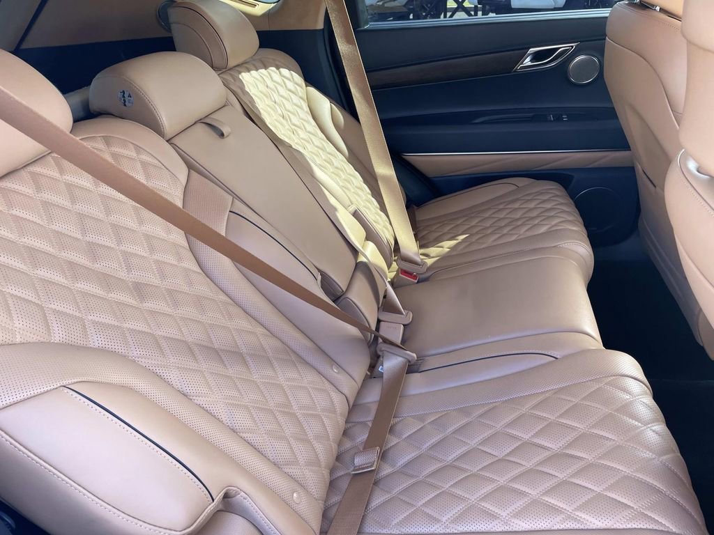 Used 2024 Genesis GV80 3.5T w/ Cargo Package image 27