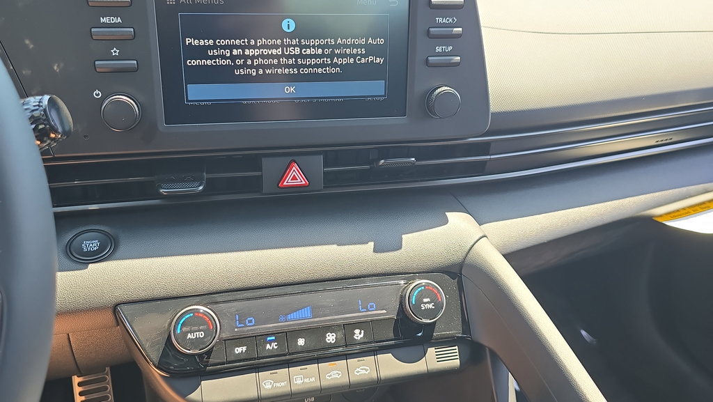 New 2026 Hyundai Elantra Sport FWD image 21