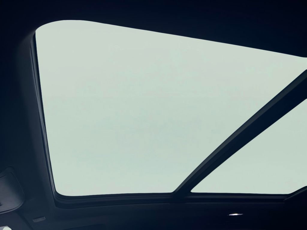 Used 2023 Chevrolet Tahoe RST image 36