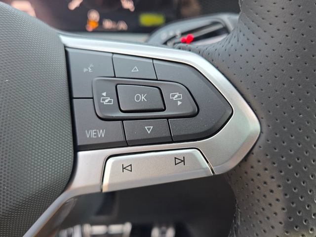 New 2026 Volkswagen Tiguan SE R-Line AWD/4WD image 26