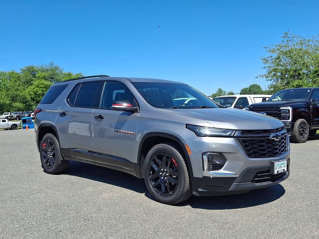 Used 2023 Chevrolet Traverse Premier w/ Redline Edition AWD/4WD image 1