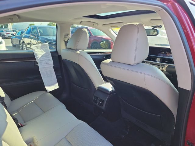Used 2015 Lexus ES 350 w/ Premium Package FWD image 9