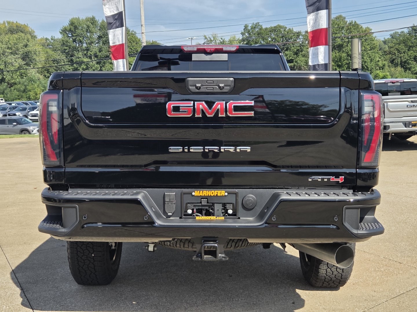 New 2026 GMC Sierra 3500 AT4 w/ Technology Package AWD/4WD image 17