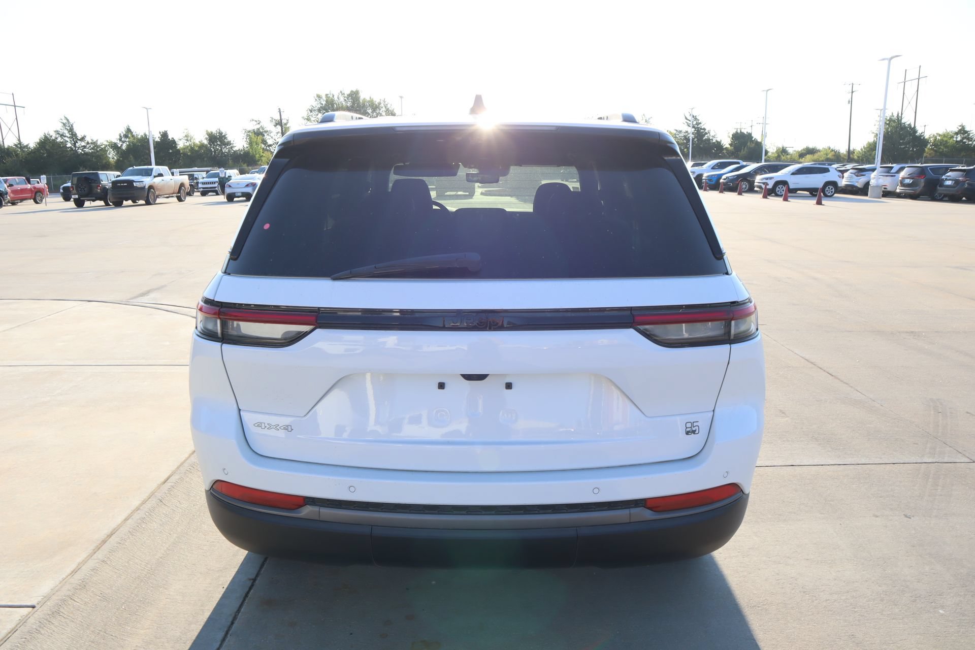 New 2026 Jeep Grand Cherokee Limited AWD/4WD image 23