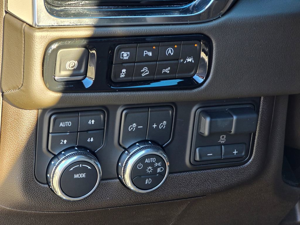 New 2026 GMC Yukon Elevation w/ Elevation Premium Package image 33
