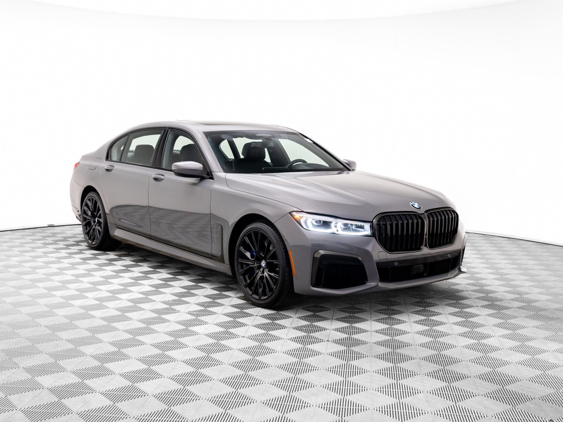 Certified 2022 BMW 750i xDrive 750i xDrive w/ Executive Package image 7