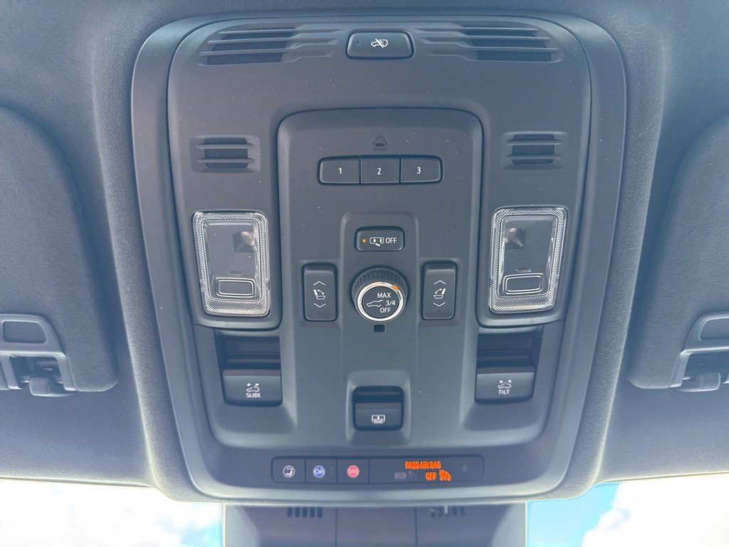 Used 2021 Cadillac Escalade ESV Sport Platinum w/ LPO, ONYX Package image 27