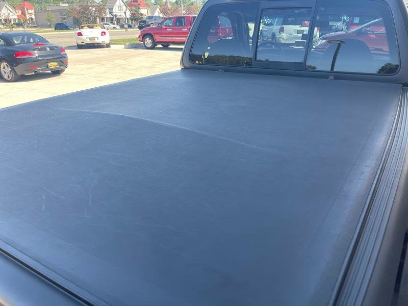 Used 2002 Ford F150 Lightning RWD image 30