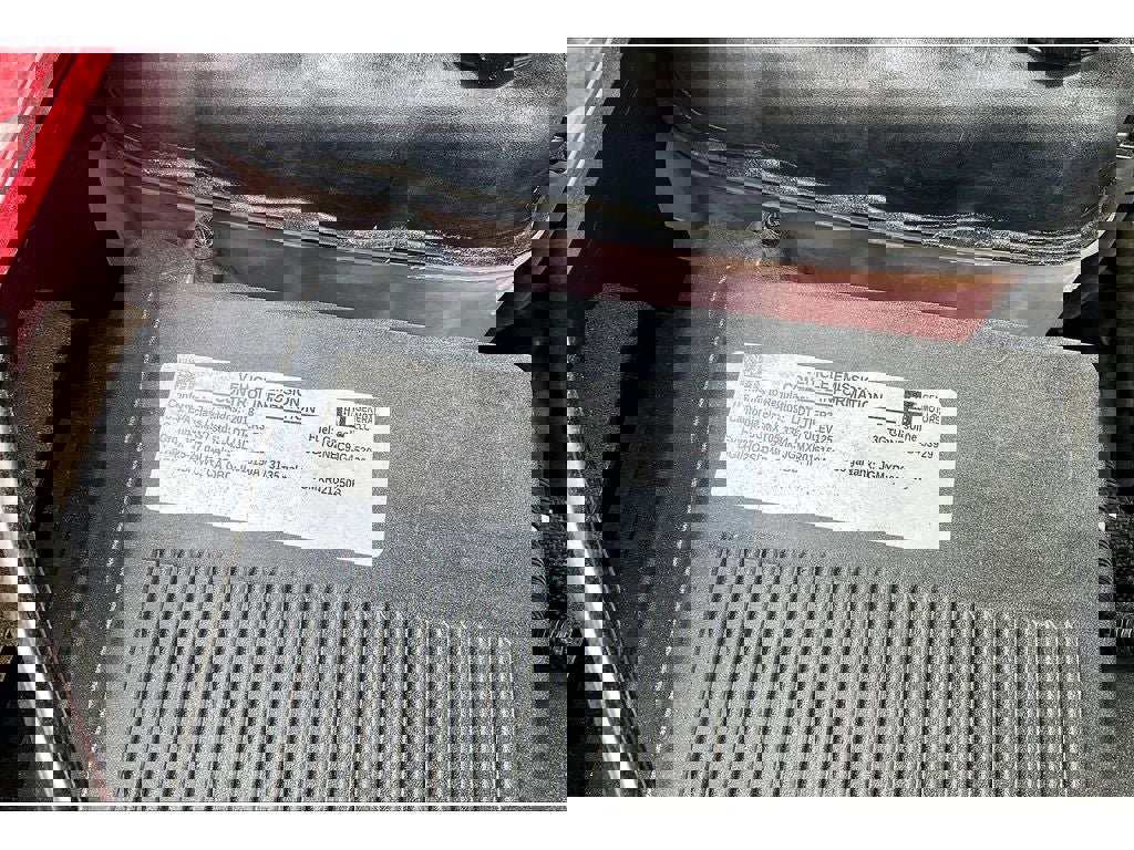 Used 2018 GMC Sierra 1500 SLT image 36