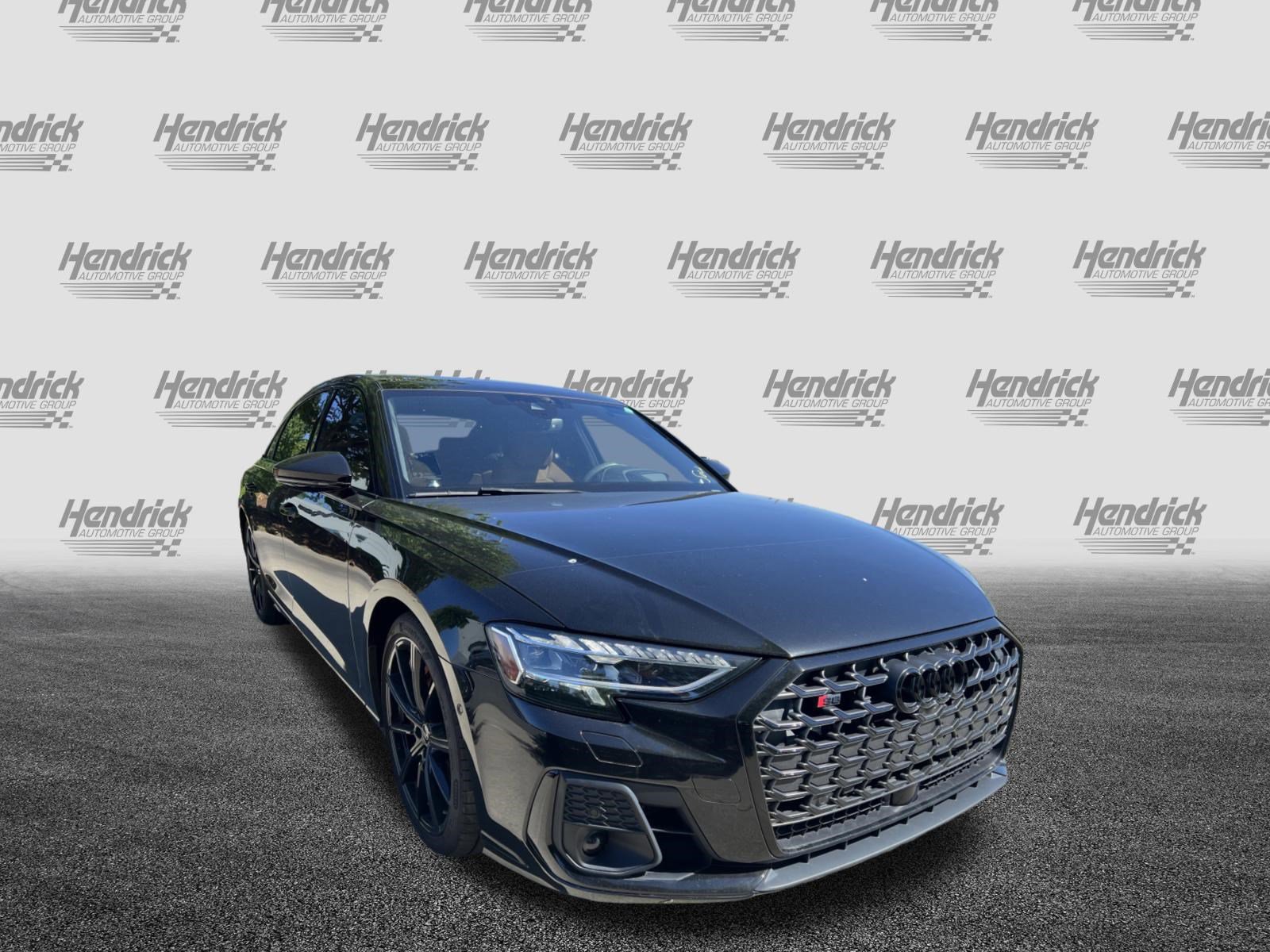 Used 2023 Audi S8 AWD/4WD image 2