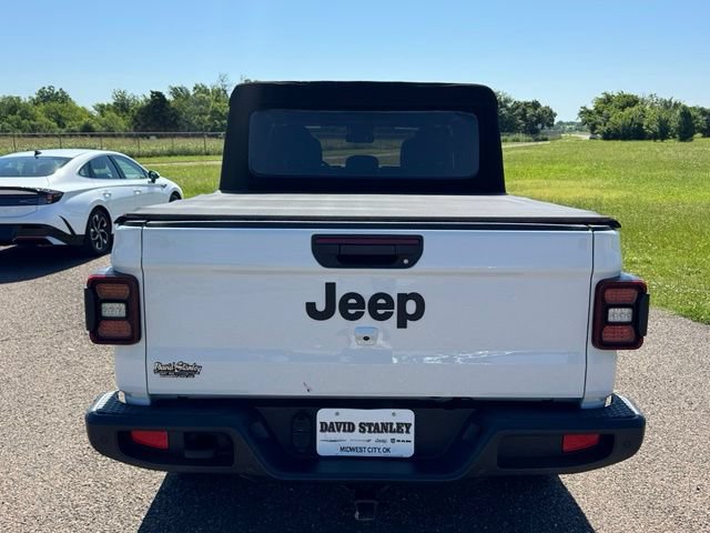 Used 2024 Jeep Gladiator Sport AWD/4WD image 5