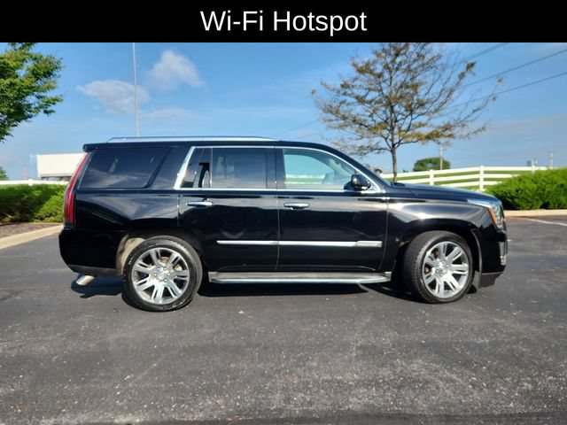 Used 2015 Cadillac Escalade Luxury AWD/4WD image 11