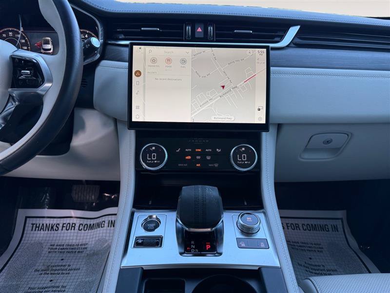 Used 2023 Jaguar F-PACE S AWD/4WD image 13