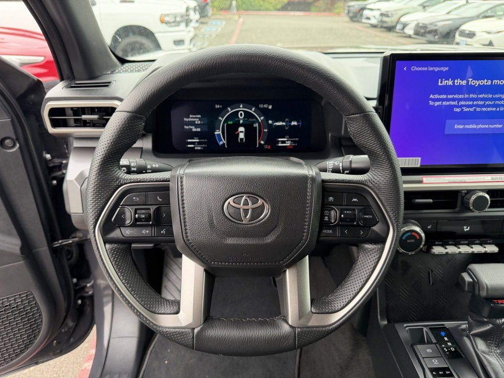 Used 2024 Toyota Tacoma TRD Off-Road image 18