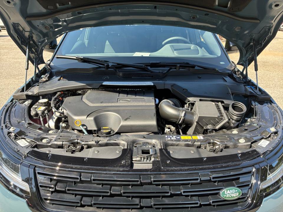 New 2026 Land Rover Range Rover Evoque Hoxton AWD/4WD image 16