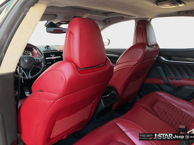 Used 2021 Maserati Ghibli Trofeo image 24