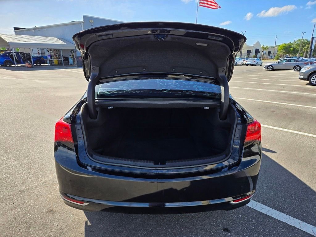 Used 2019 Acura TLX w/ Technology Package FWD image 18
