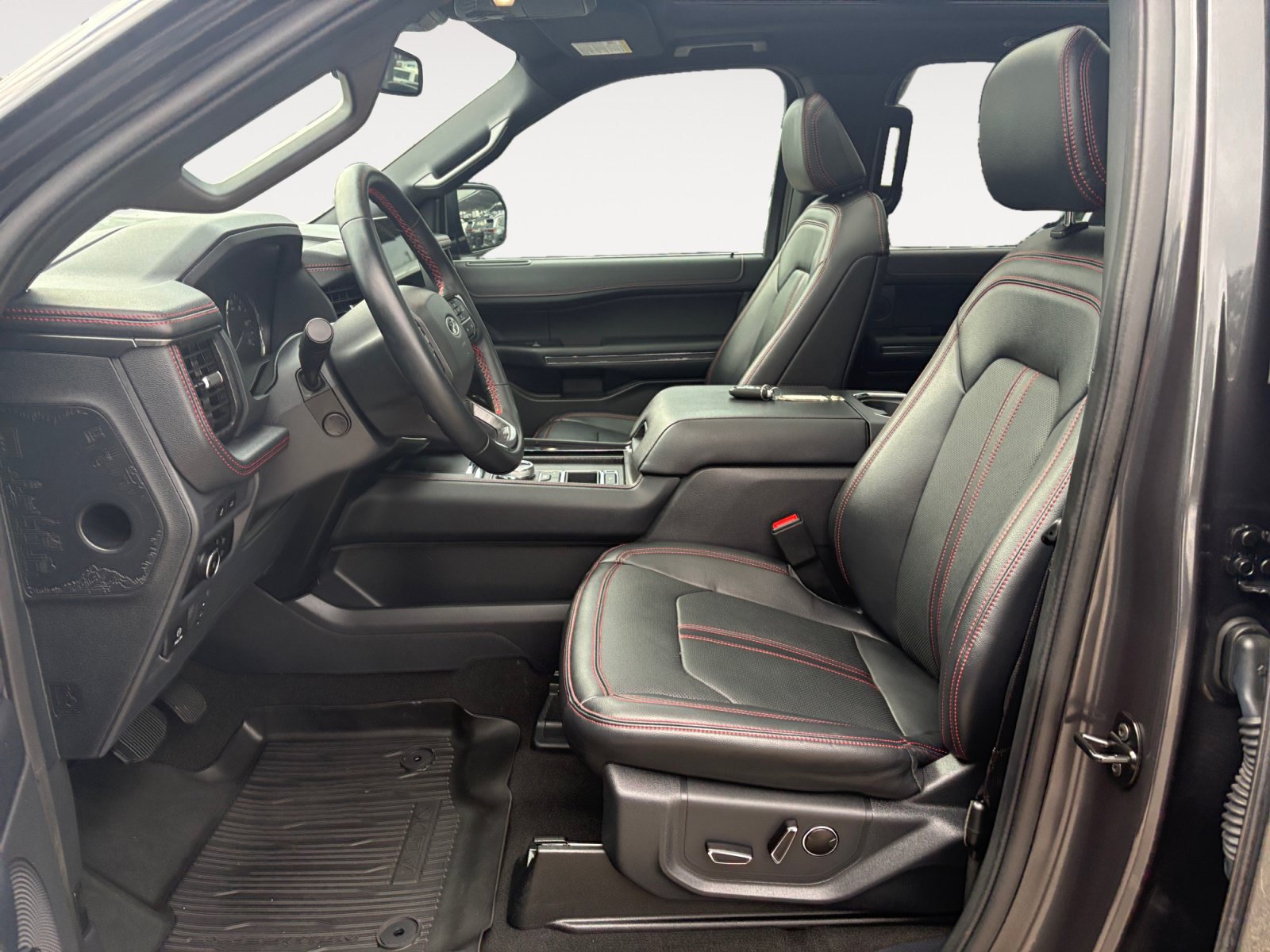 Used 2023 Ford Expedition Limited RWD image 21