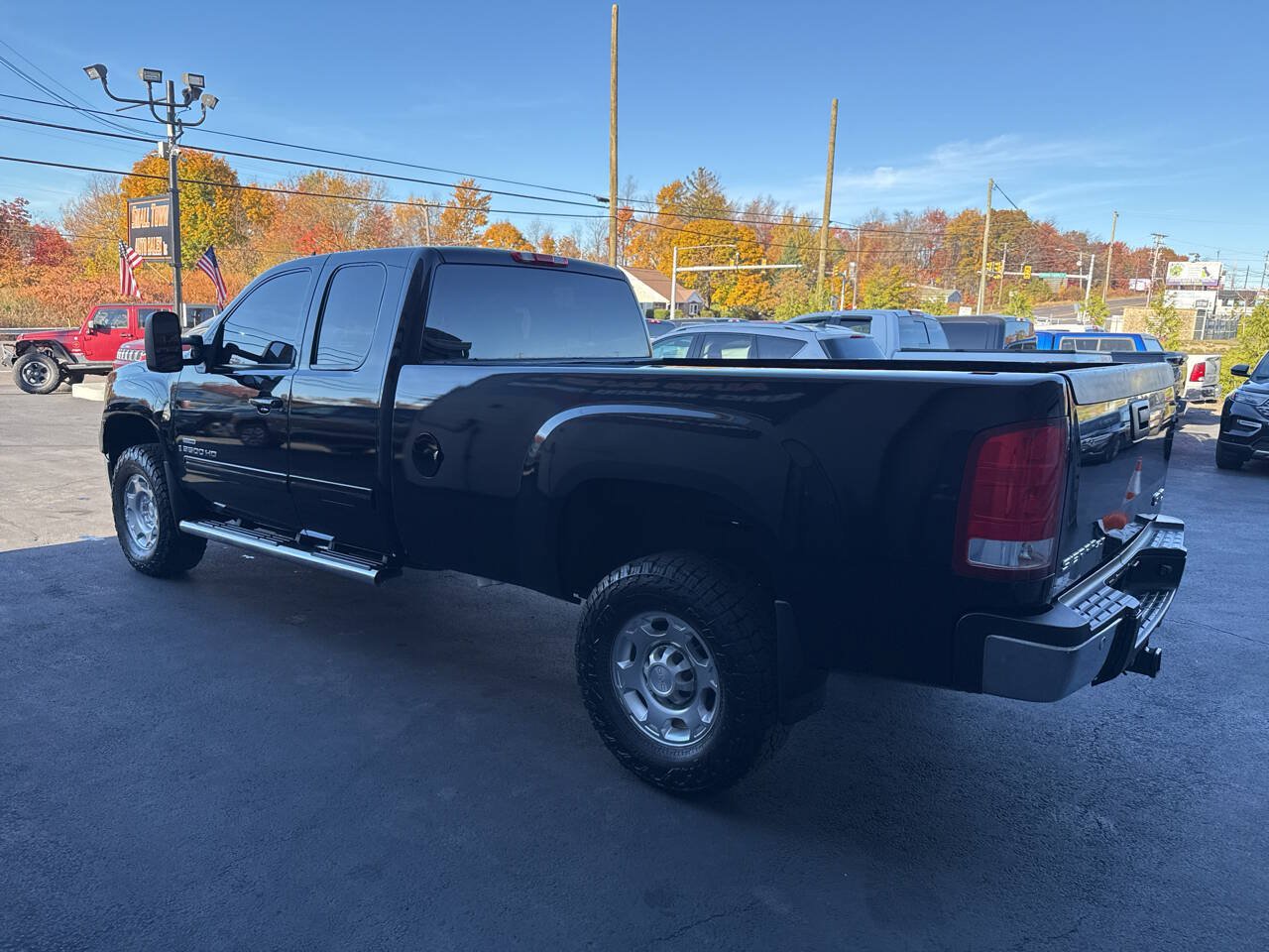 Used 2007 GMC Sierra 3500 SLT w/ Convenience Package AWD/4WD image 4
