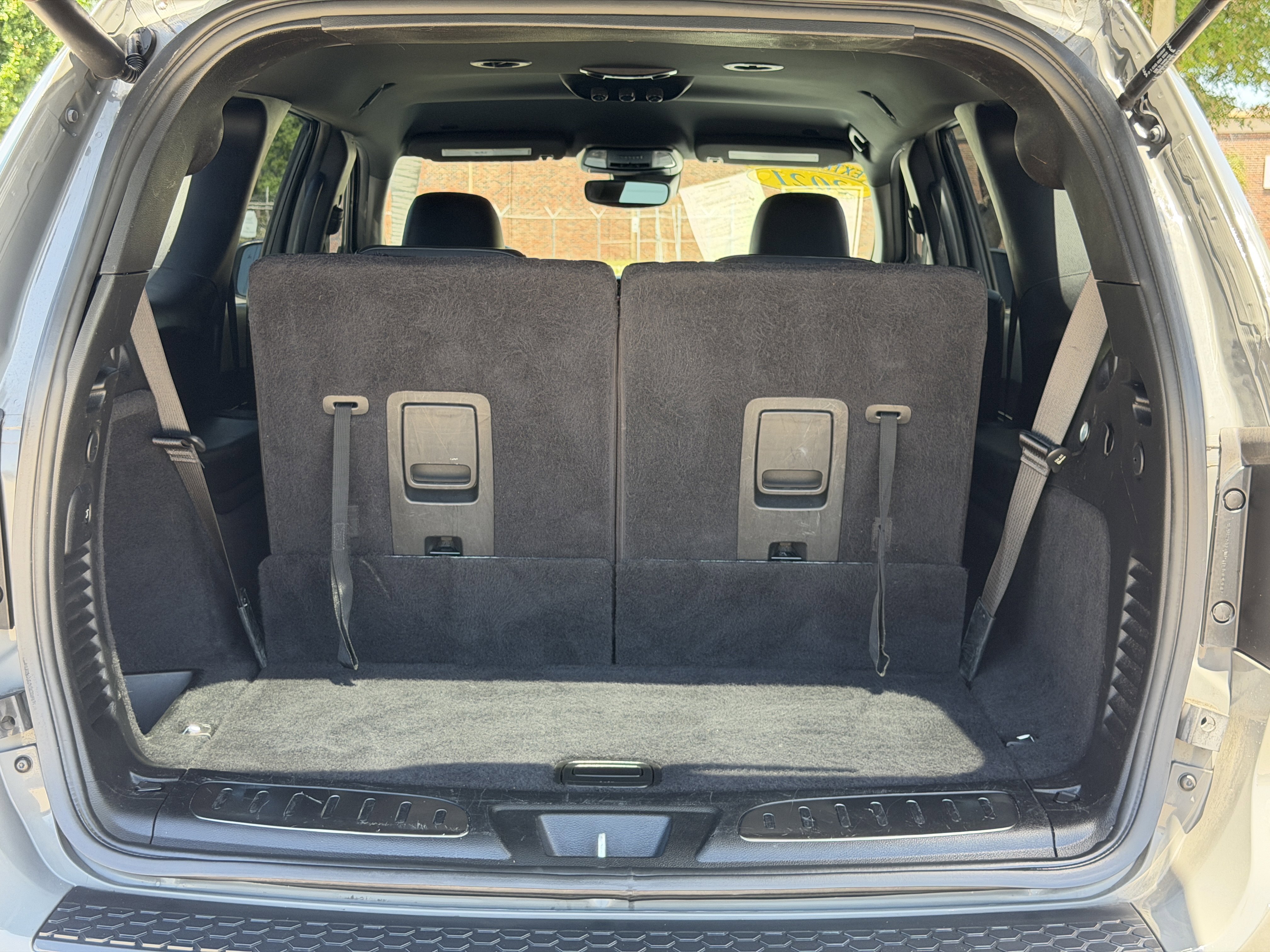 Used 2021 Dodge Durango R/T w/ Technology Group RWD image 11