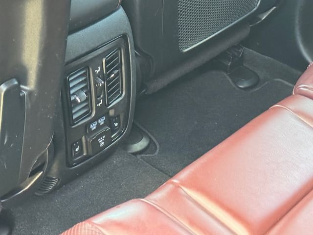 Used 2024 Dodge Durango GT AWD/4WD image 16
