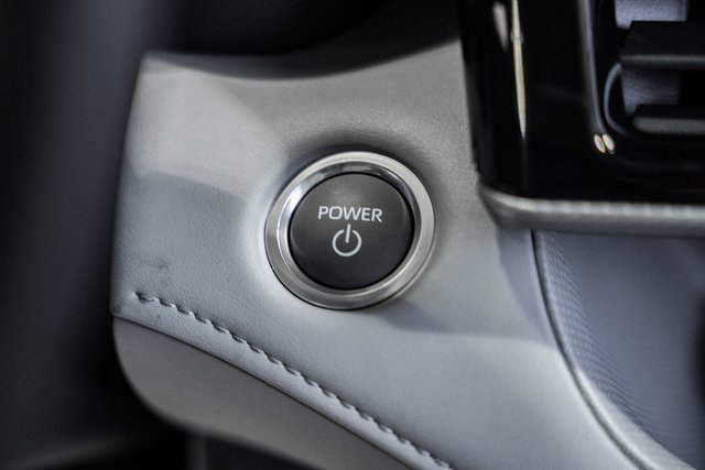 New 2025 Toyota Highlander Platinum image 27