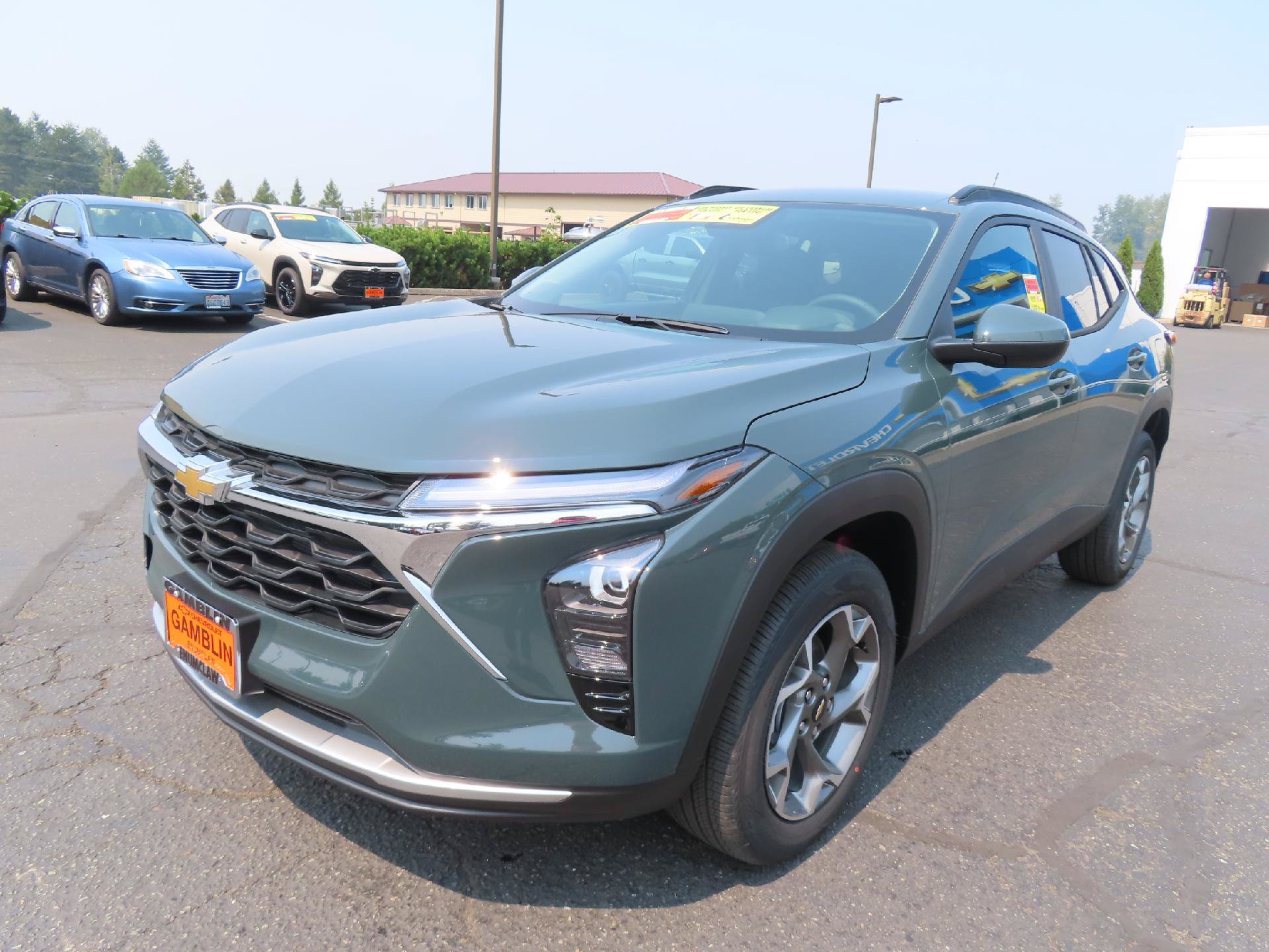 New 2026 Chevrolet Trax LT w/ Driver Confidence Package FWD image 3