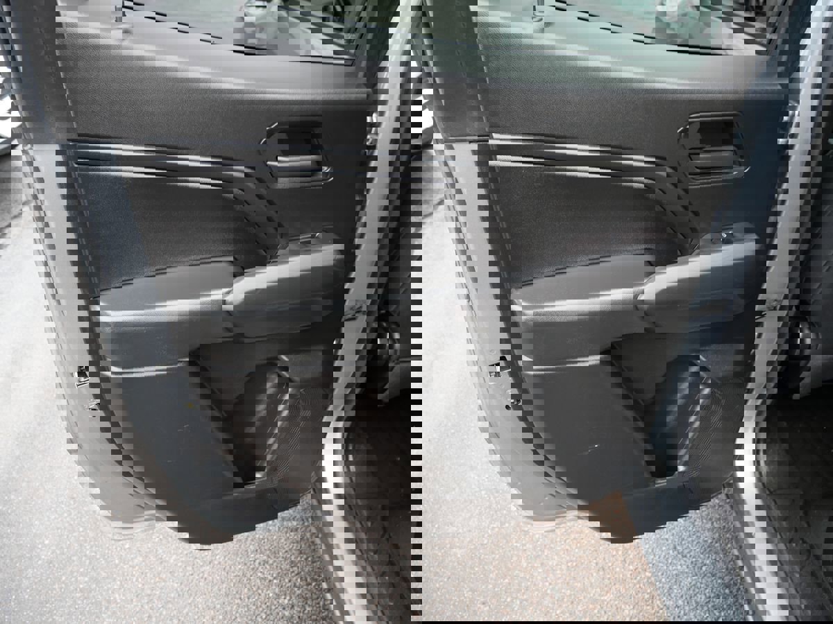 Used 2023 Chevrolet Colorado W/T image 17