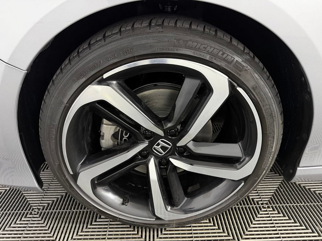 Used 2021 Honda Accord Sport image 9