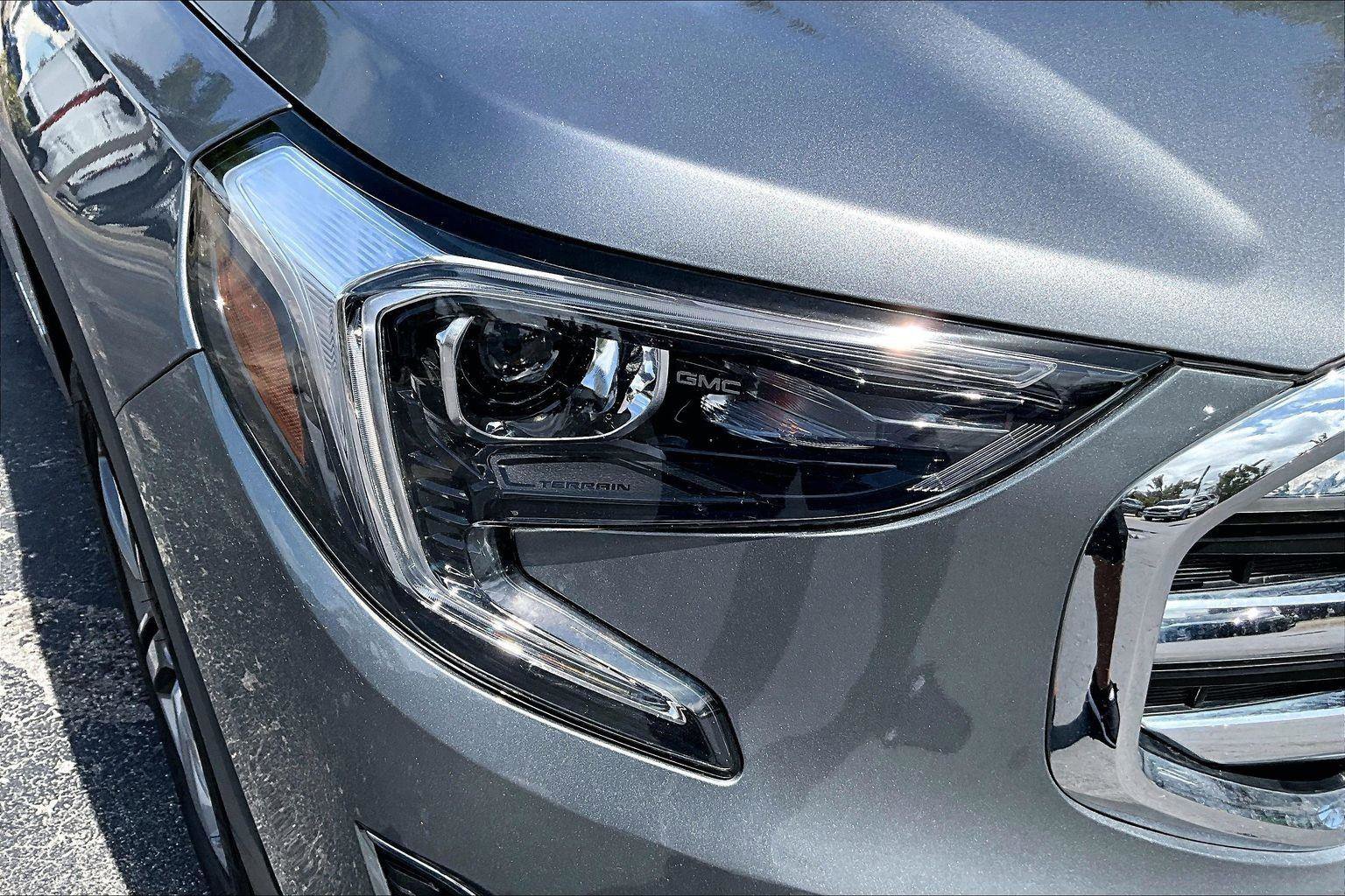 Used 2020 GMC Terrain SLT w/ Preferred Package image 34