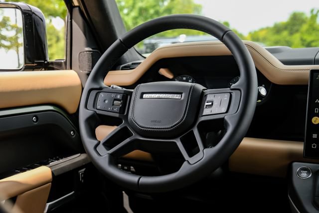 New 2026 Land Rover Defender 110 X AWD/4WD image 19