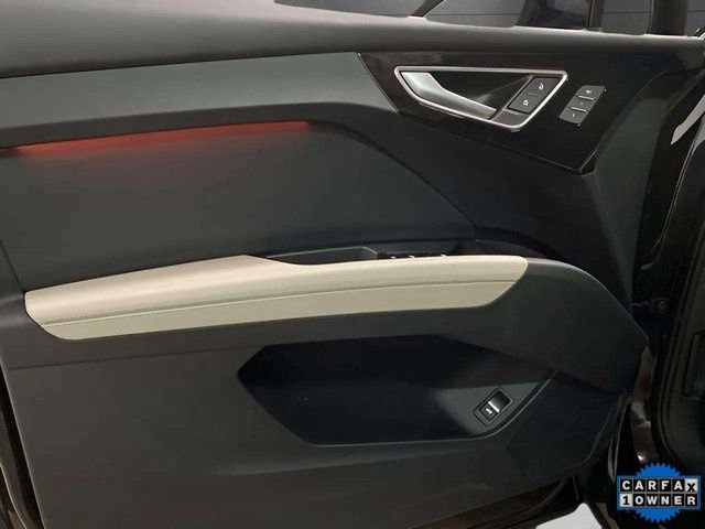Used 2024 Audi Q4 e-tron Premium Plus w/ Premium Plus image 32
