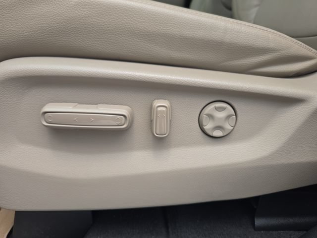 Used 2023 Honda Odyssey Touring image 19