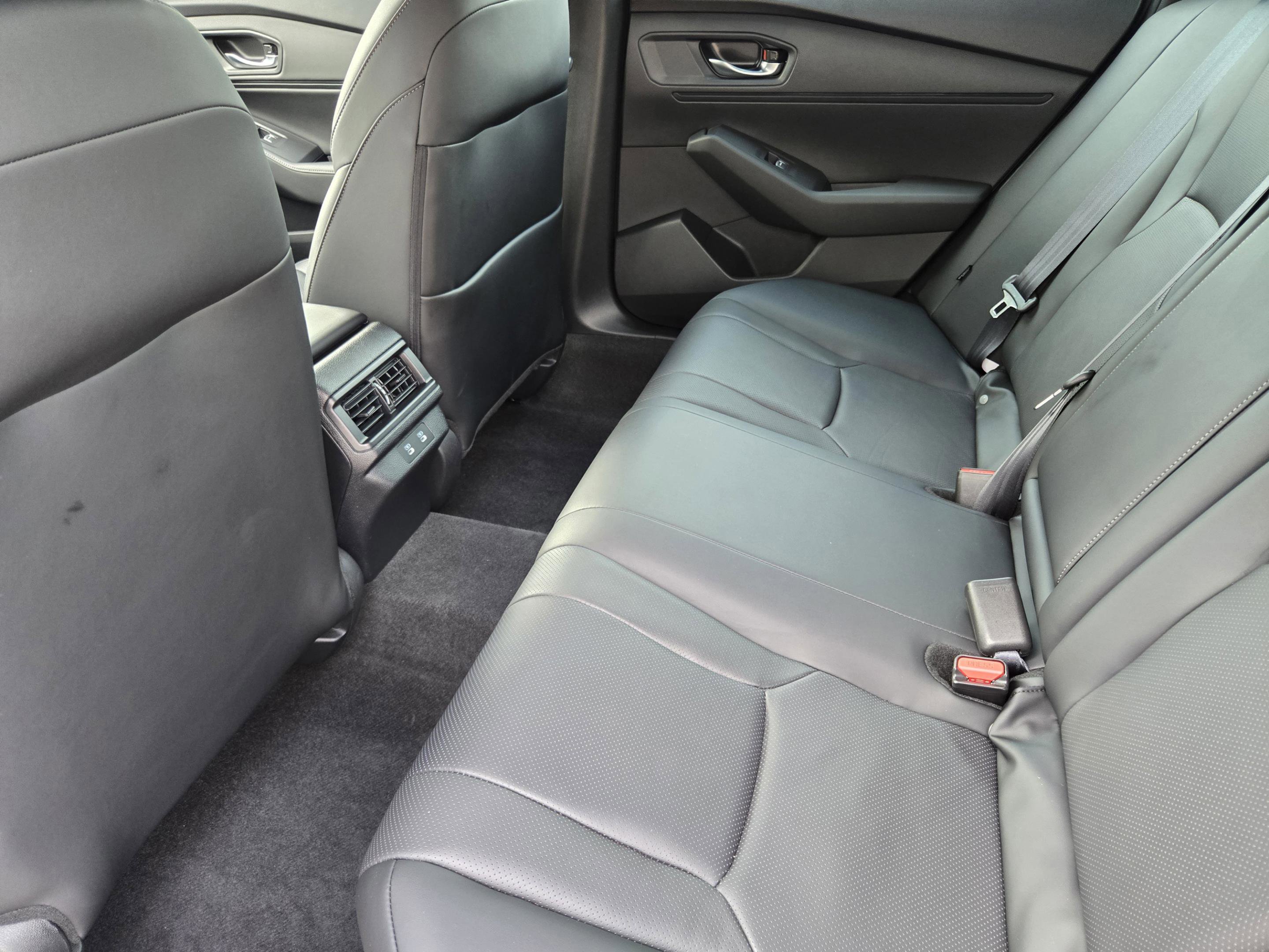 Used 2025 Honda Accord Sport image 25