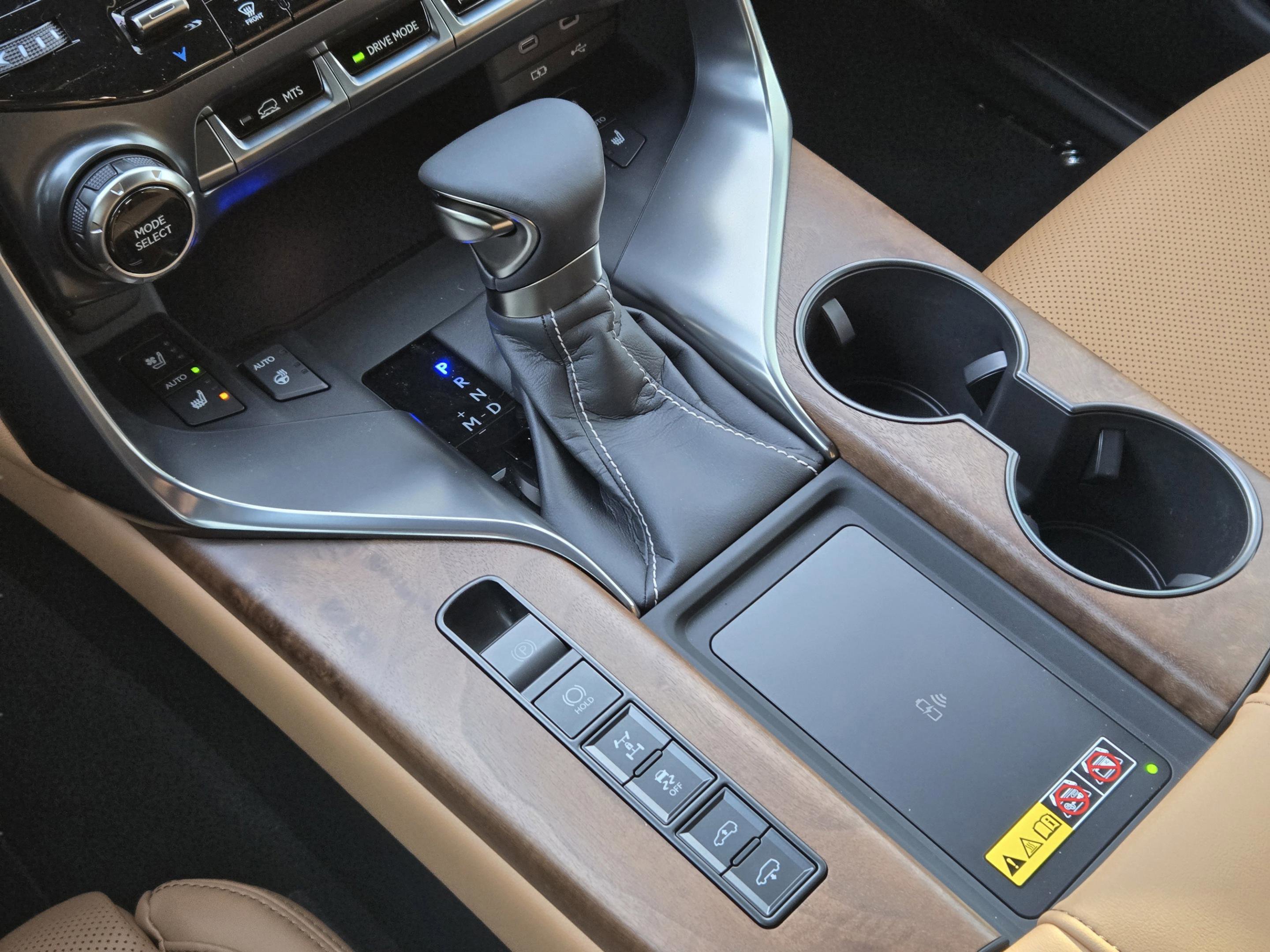 New 2026 Lexus LX 600 4WD w/ Luxury Package image 14