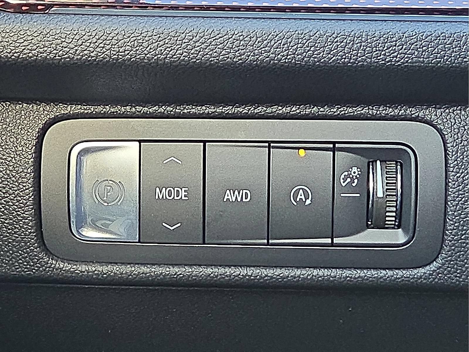 Used 2026 Chevrolet Traverse Z71 w/ Enhanced Driving Package AWD/4WD image 21