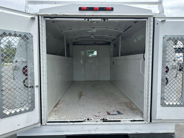 Used 2015 Ford E-350 and Econoline 350 Super Duty RWD image 12