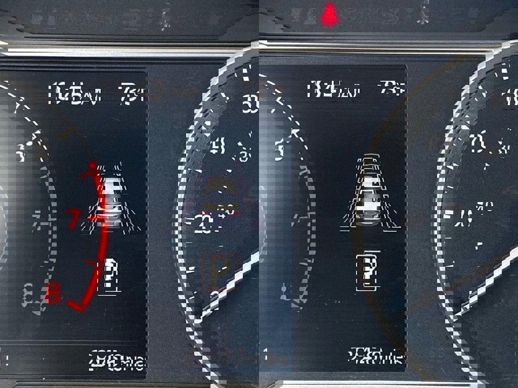 Used 2025 Nissan Versa SV image 12