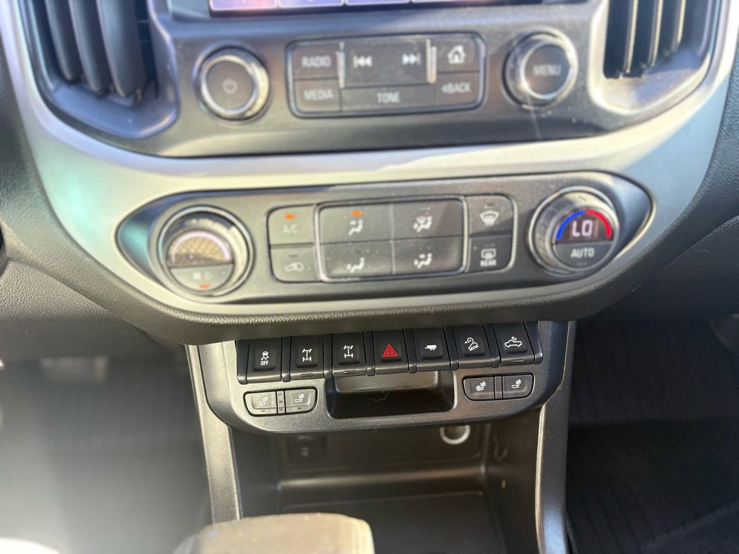 Used 2018 Chevrolet Colorado ZR2 AWD/4WD image 23
