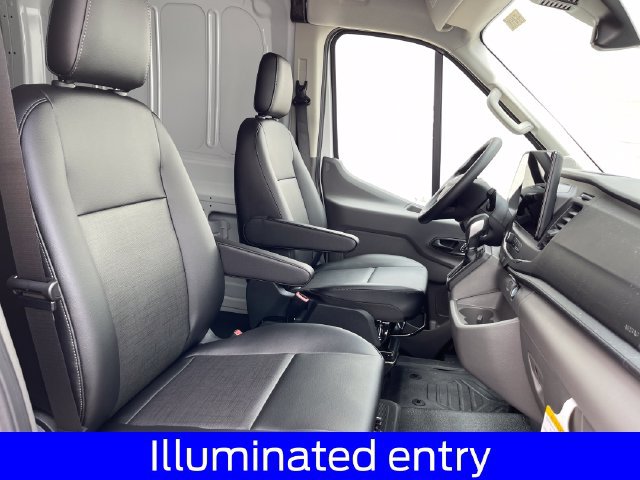 New 2026 Ford Transit 250 148 Medium Roof RWD image 31