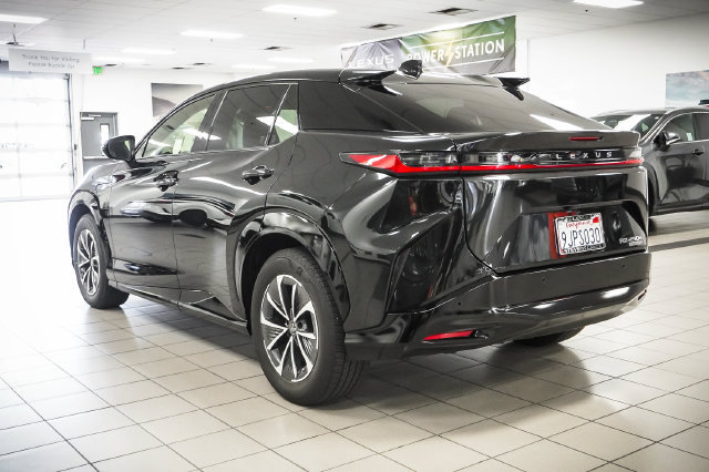 Certified 2023 Lexus RZ 450e Premium w/ Technology Package AWD/4WD image 8